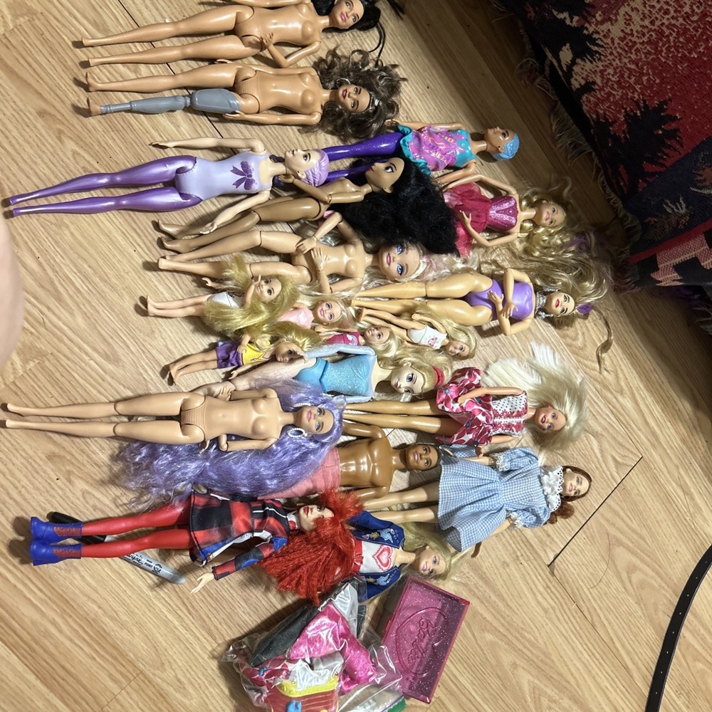 Barbie Doll Lot of 19 w/ Clothes & Accessories
